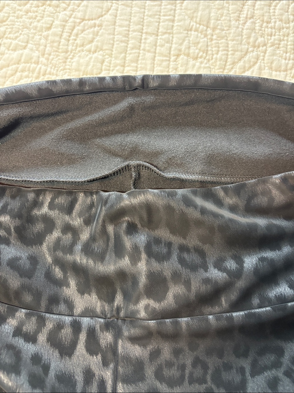 Women's Black Leopard Print Leggings - Fleece Lined - Picture 2 of 3